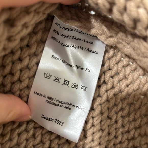 BAUM UND PFERDGARTEN Claudine Sweater - Picture 6 of 6